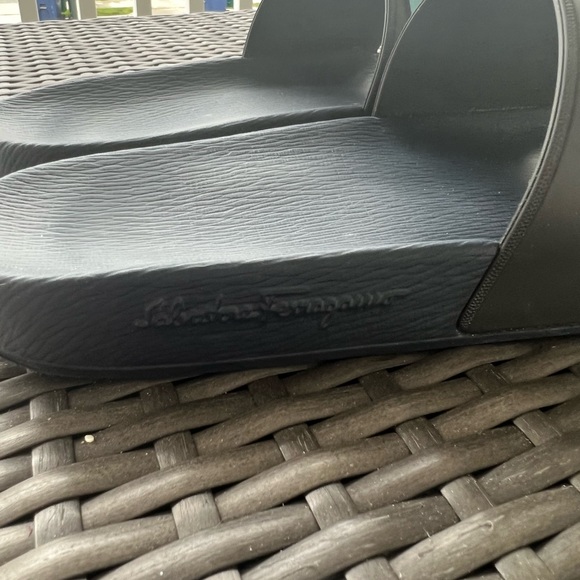 Ferragamo Slides - Picture 3 of 11